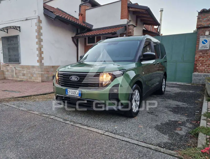2025 Ford Tourneo