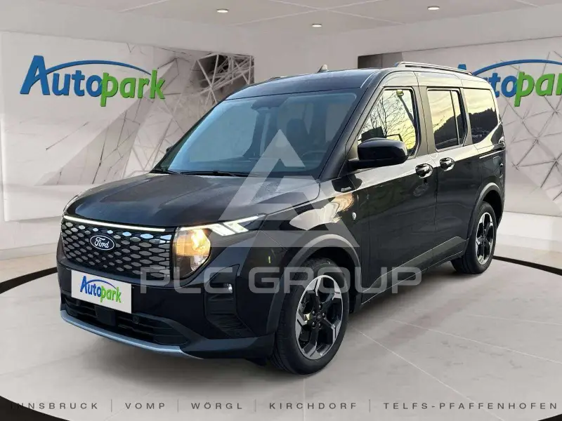 2025 Ford Tourneo