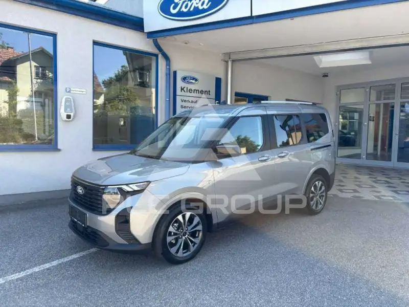 2025 Ford Tourneo