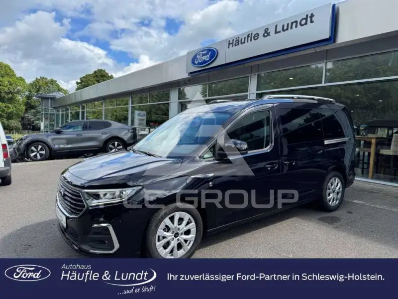 2025 Ford Tourneo