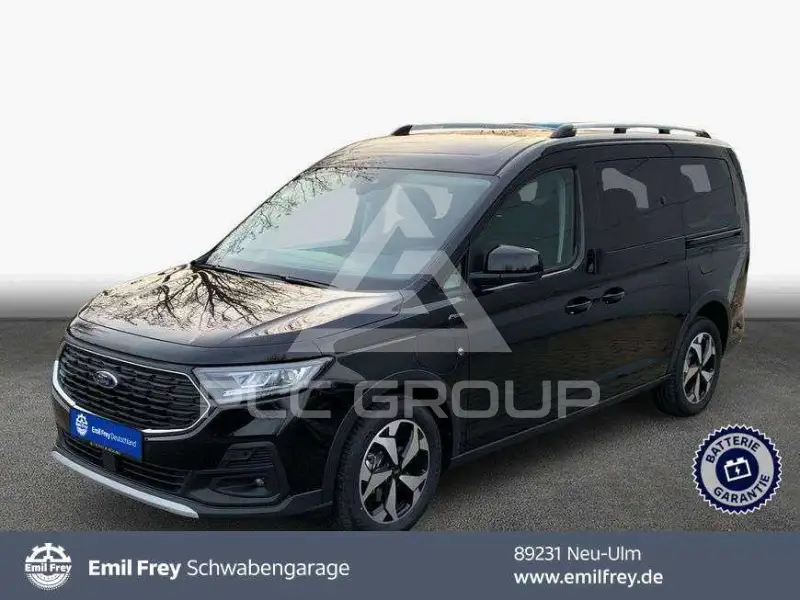 2025 Ford Tourneo