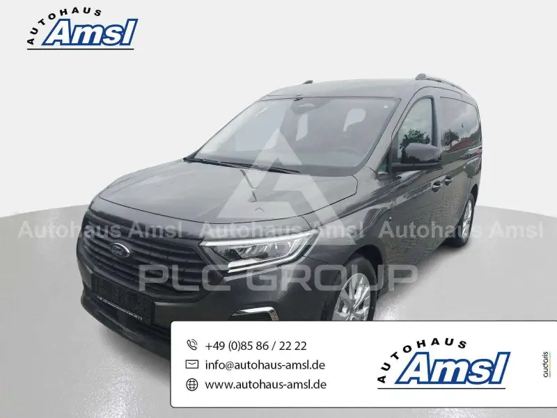 2025 Ford Tourneo