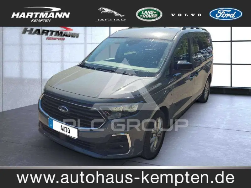 2025 Ford Tourneo