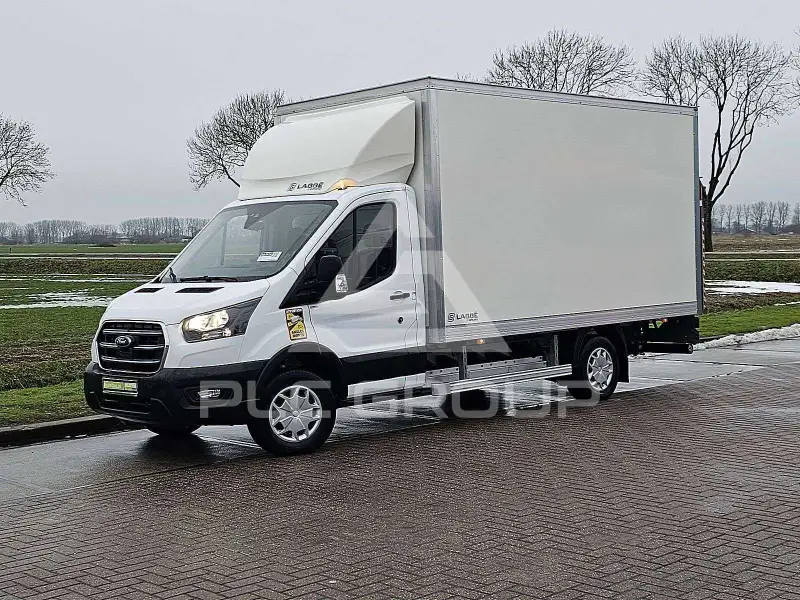 2025 Ford E-Series