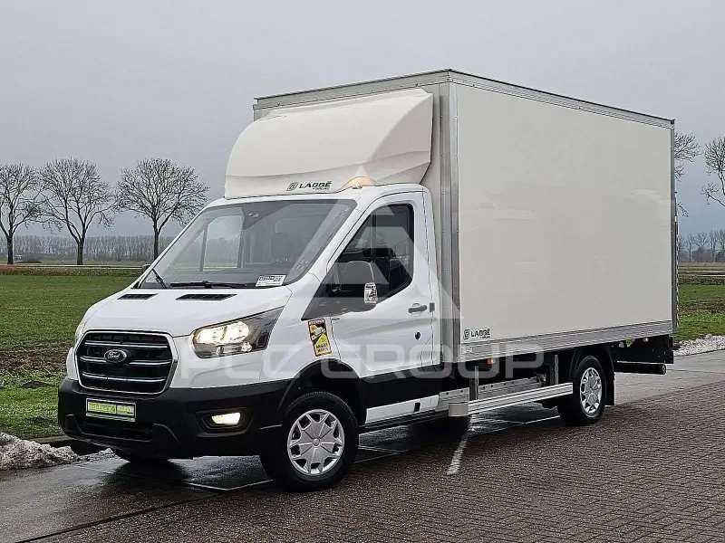 2025 Ford E-Series
