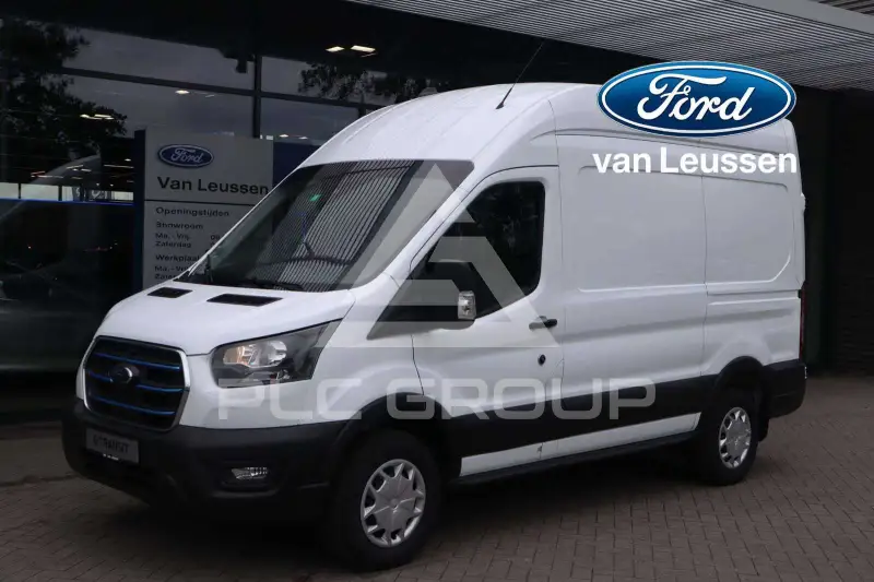 2025 Ford E-Series