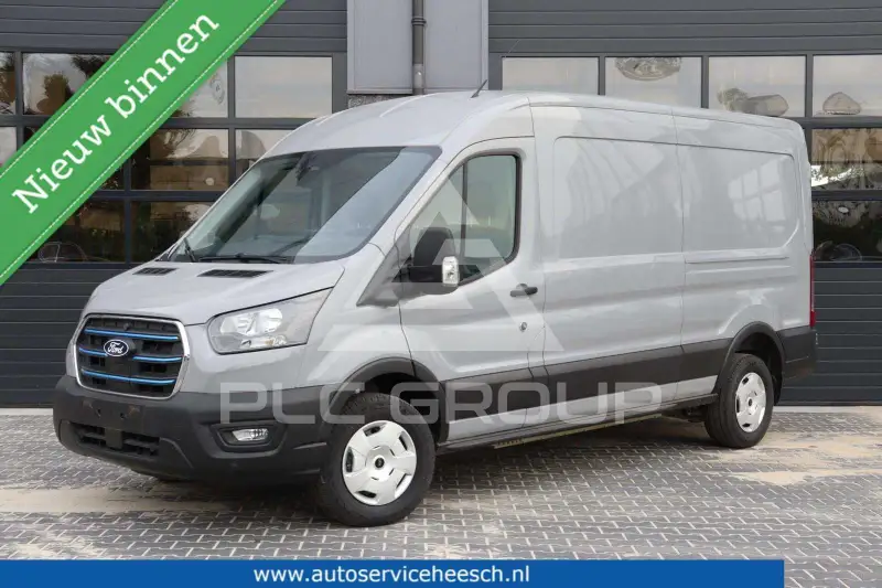 2025 Ford E-Series