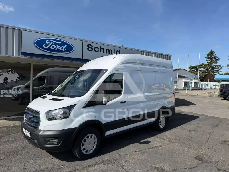 2025 Ford E-Series