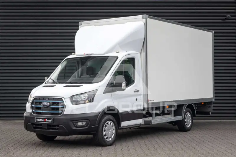 2025 Ford E-Series