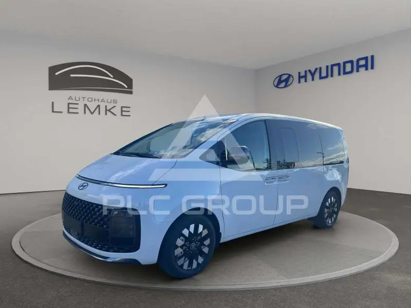 2025 Hyundai Staria