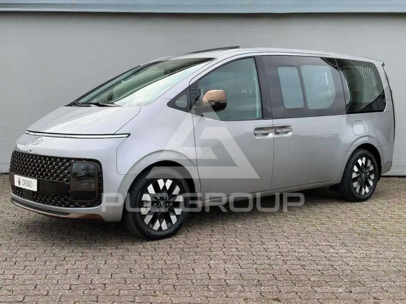 2025 Hyundai Staria