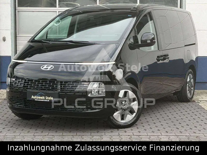 2025 Hyundai Staria