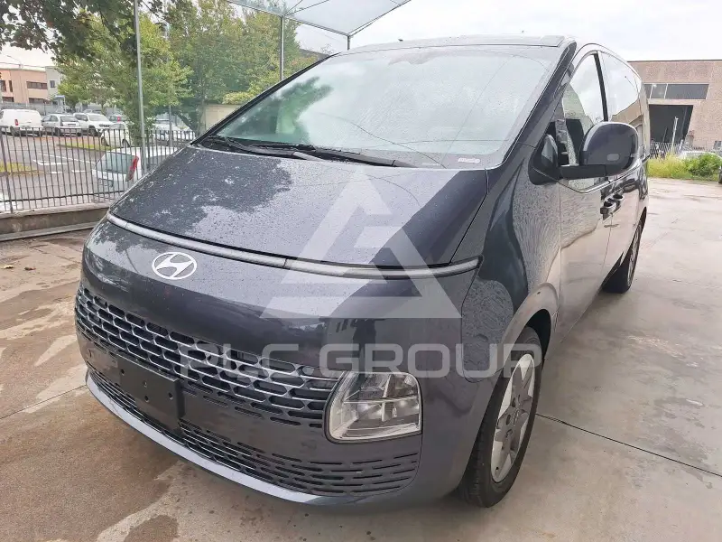 2025 Hyundai Staria