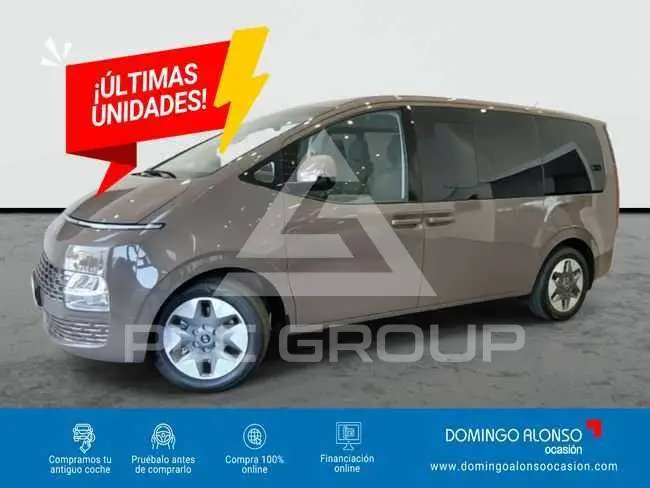 2025 Hyundai Staria