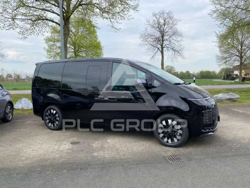 2025 Hyundai Staria