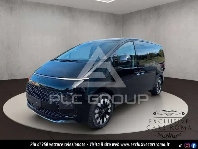 2025 Hyundai Staria