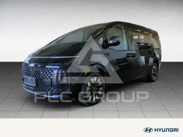 2025 Hyundai Staria