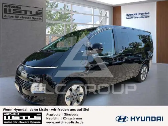 2025 Hyundai Staria
