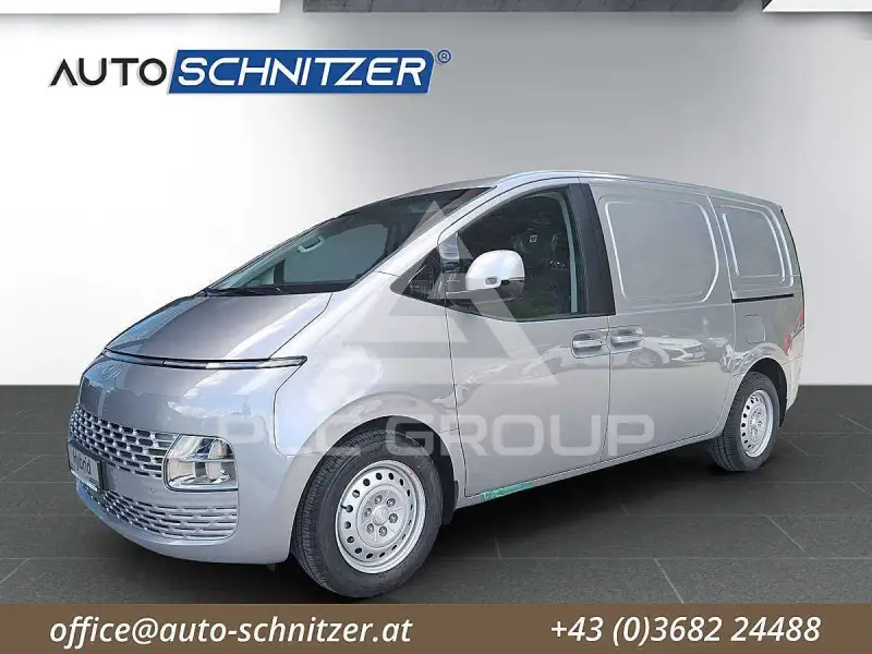 2025 Hyundai Staria
