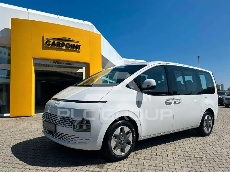 2025 Hyundai Staria