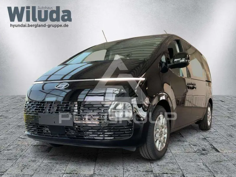 2025 Hyundai Staria