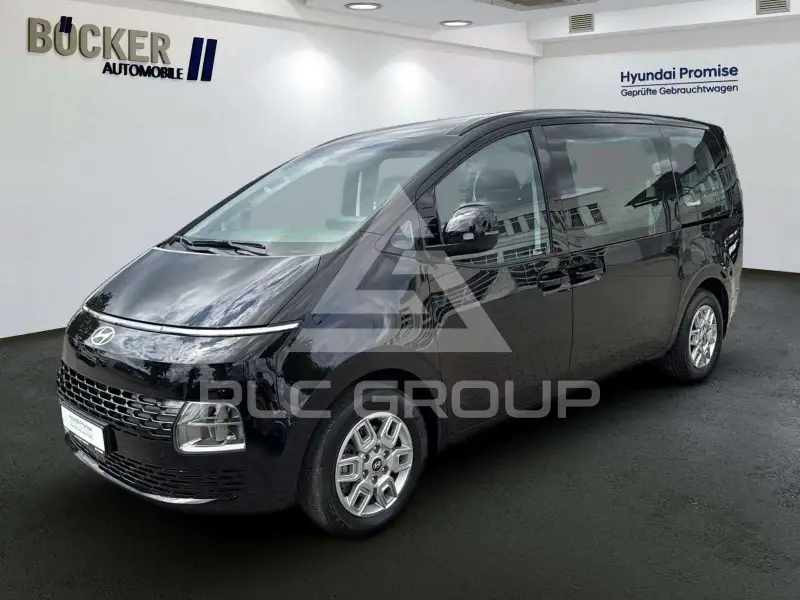 2025 Hyundai Staria