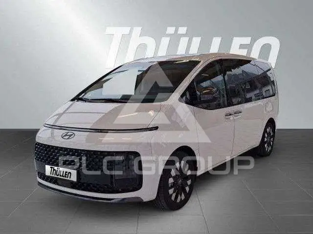 2025 Hyundai Staria