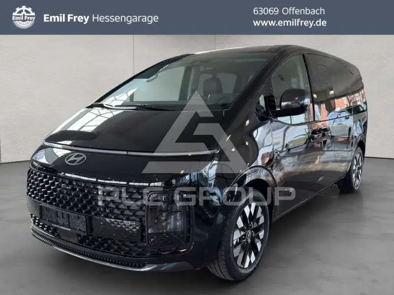2025 Hyundai Staria