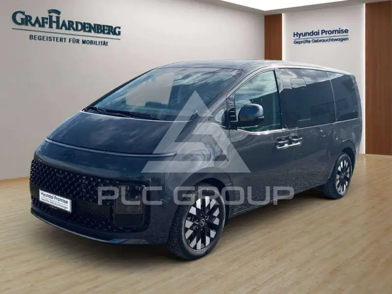 2025 Hyundai Staria