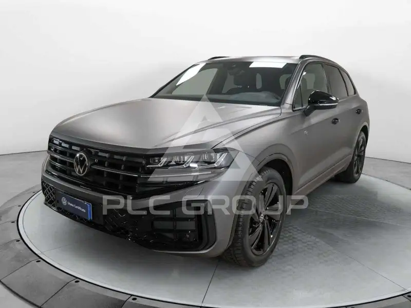 2026 Volkswagen Touareg