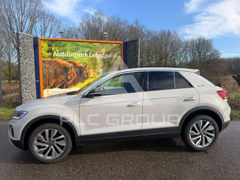2025 Volkswagen T-Roc