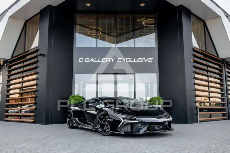 2025 Lamborghini Revuelto