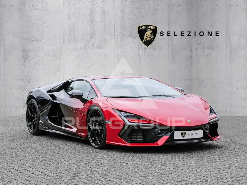 2025 Lamborghini Revuelto