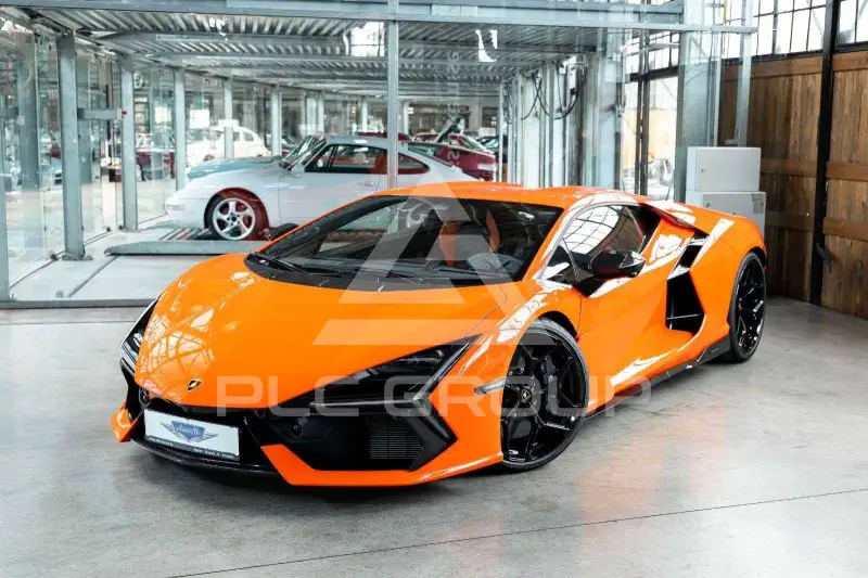 2025 Lamborghini Revuelto