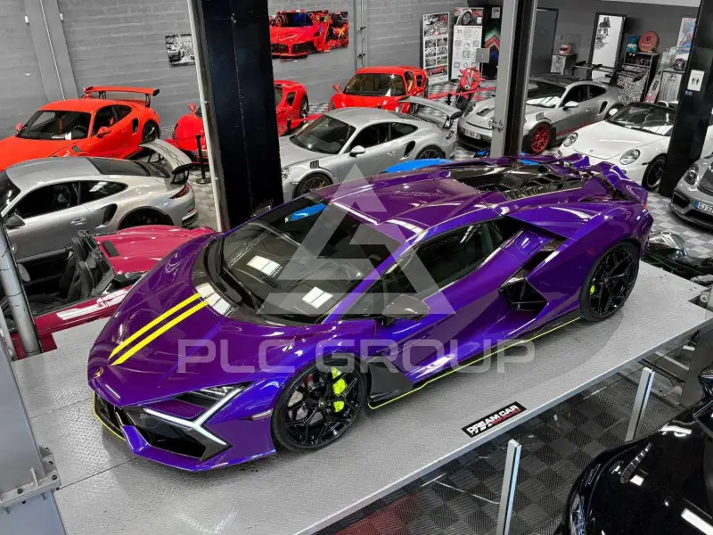 2025 Lamborghini Revuelto