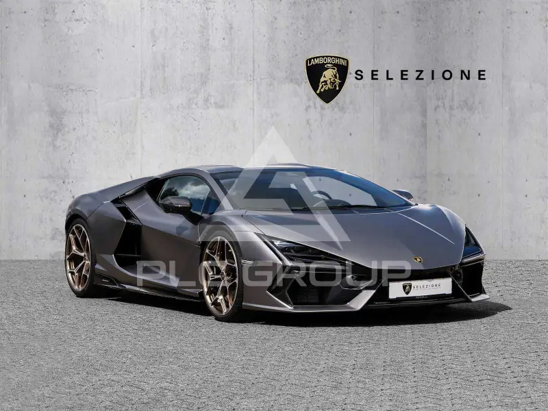 2025 Lamborghini Revuelto