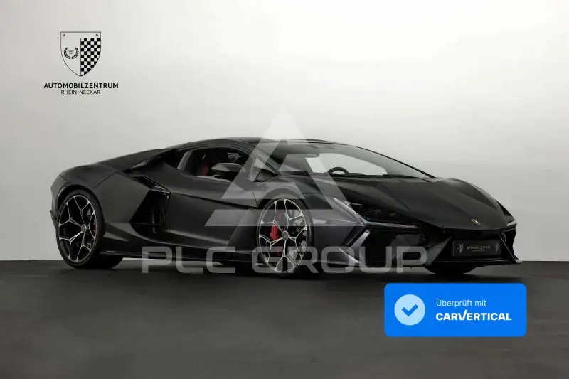 2025 Lamborghini Revuelto