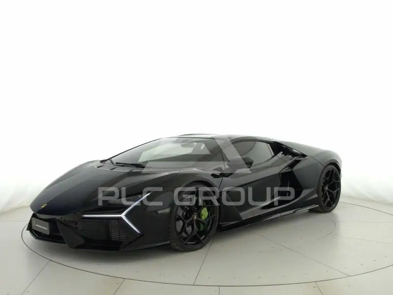 2025 Lamborghini Revuelto