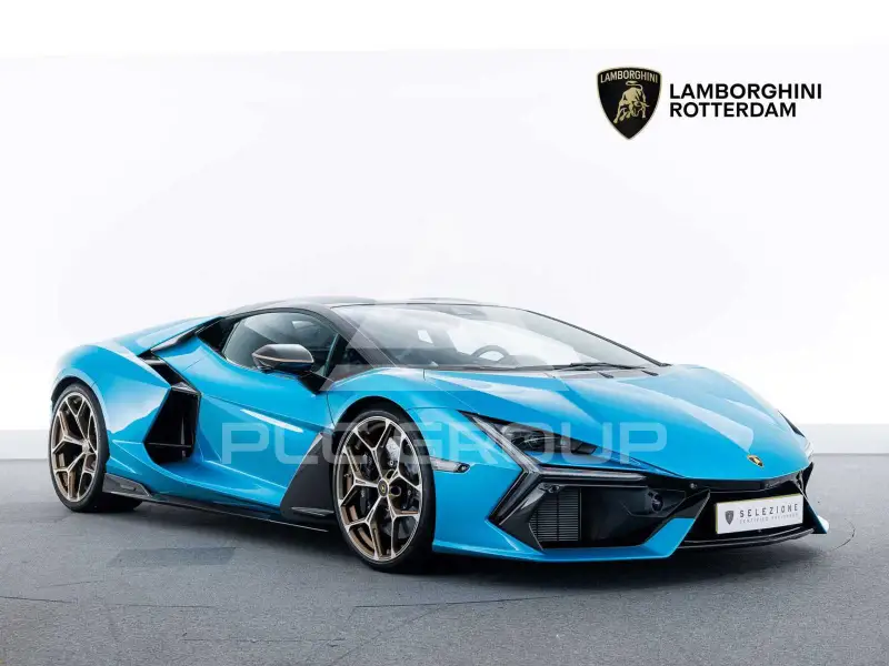 2025 Lamborghini Revuelto