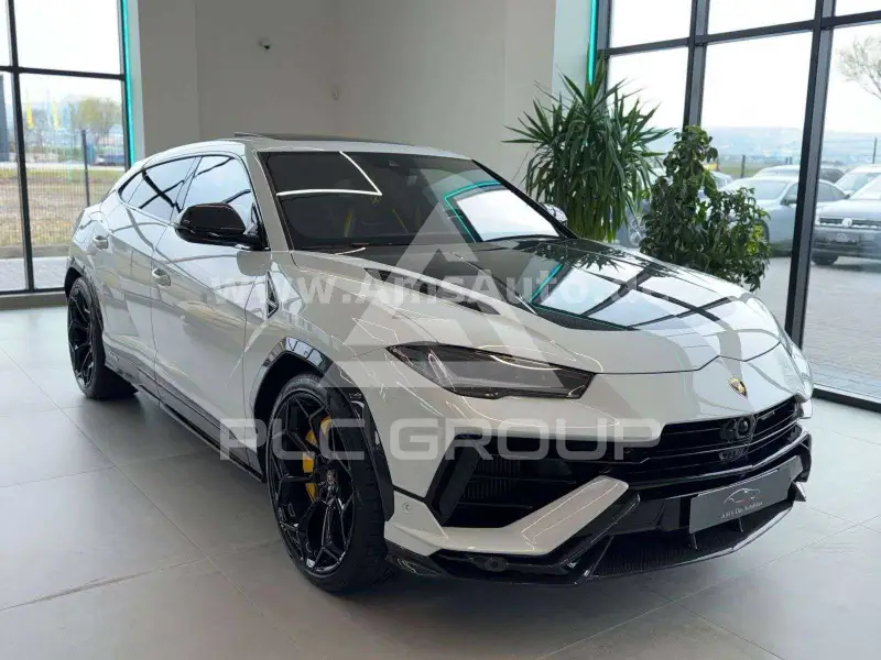 2025 Lamborghini Urus