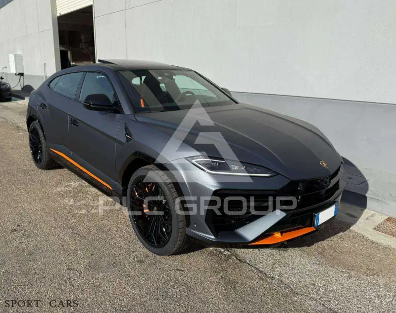 2025 Lamborghini Urus
