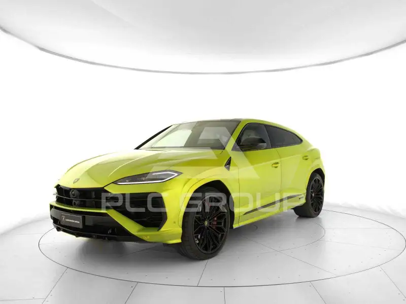 2025 Lamborghini Urus
