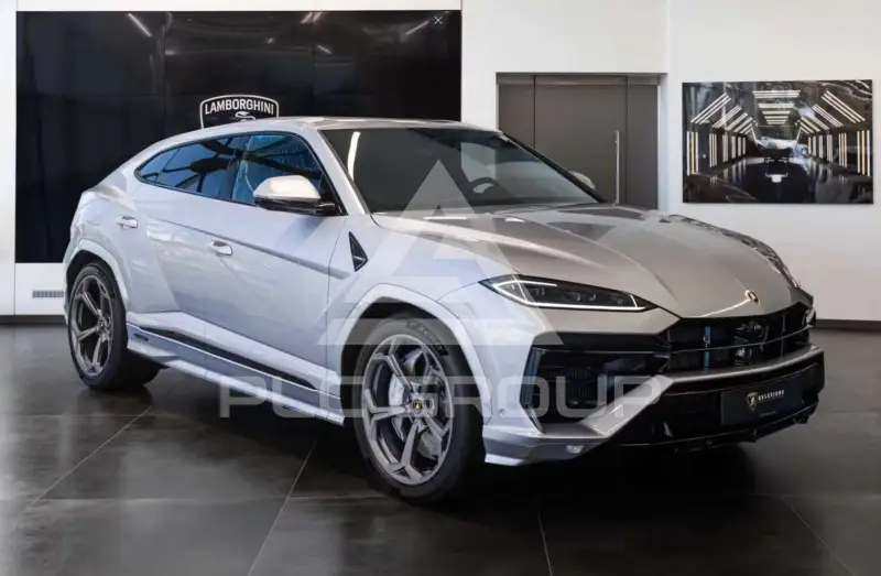2025 Lamborghini Urus