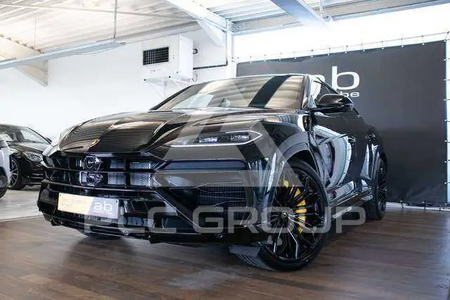 2025 Lamborghini Urus