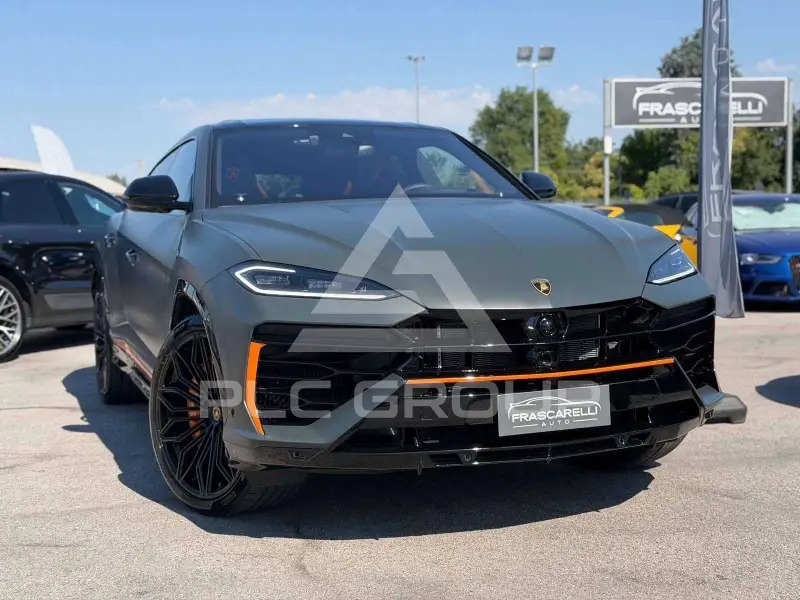 2025 Lamborghini Urus