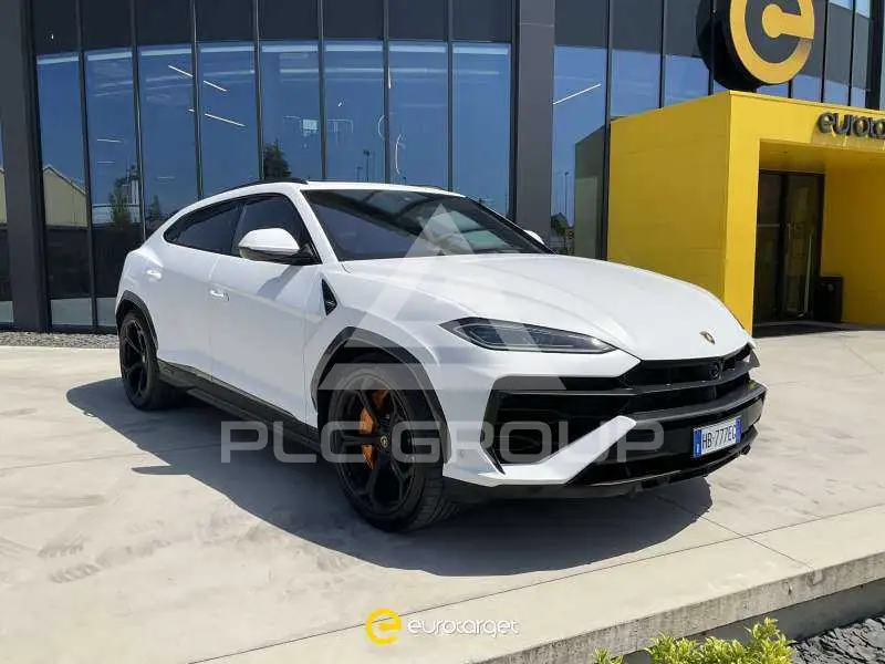 2025 Lamborghini Urus