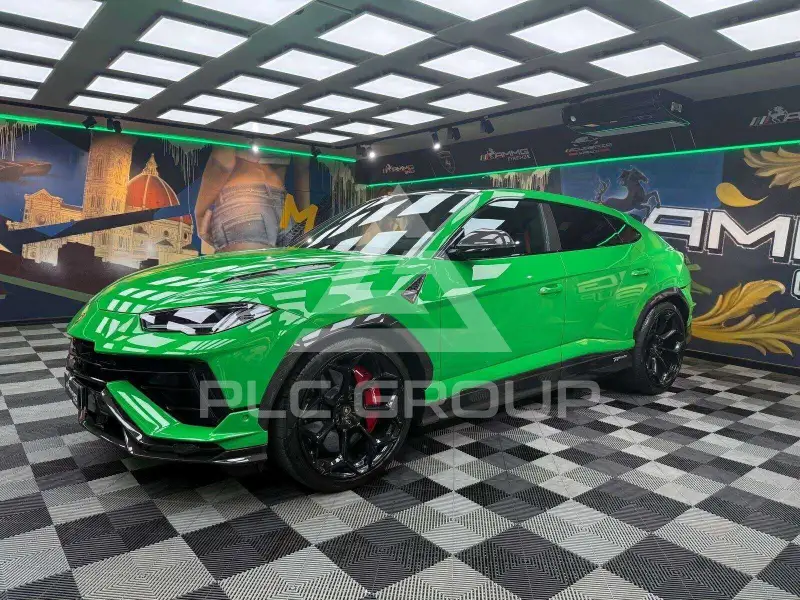 2025 Lamborghini Urus