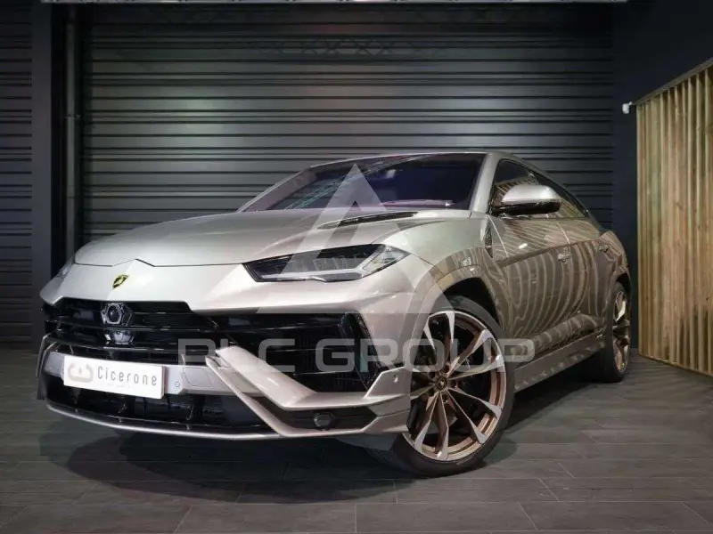 2025 Lamborghini Urus