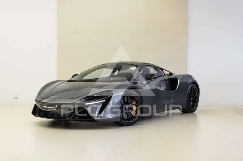 2025 McLaren ARTURA