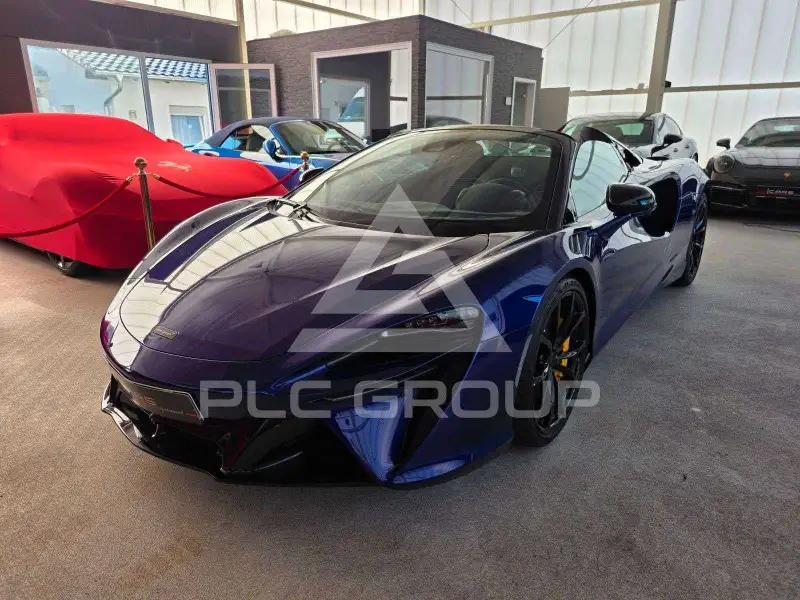 2025 McLaren ARTURA